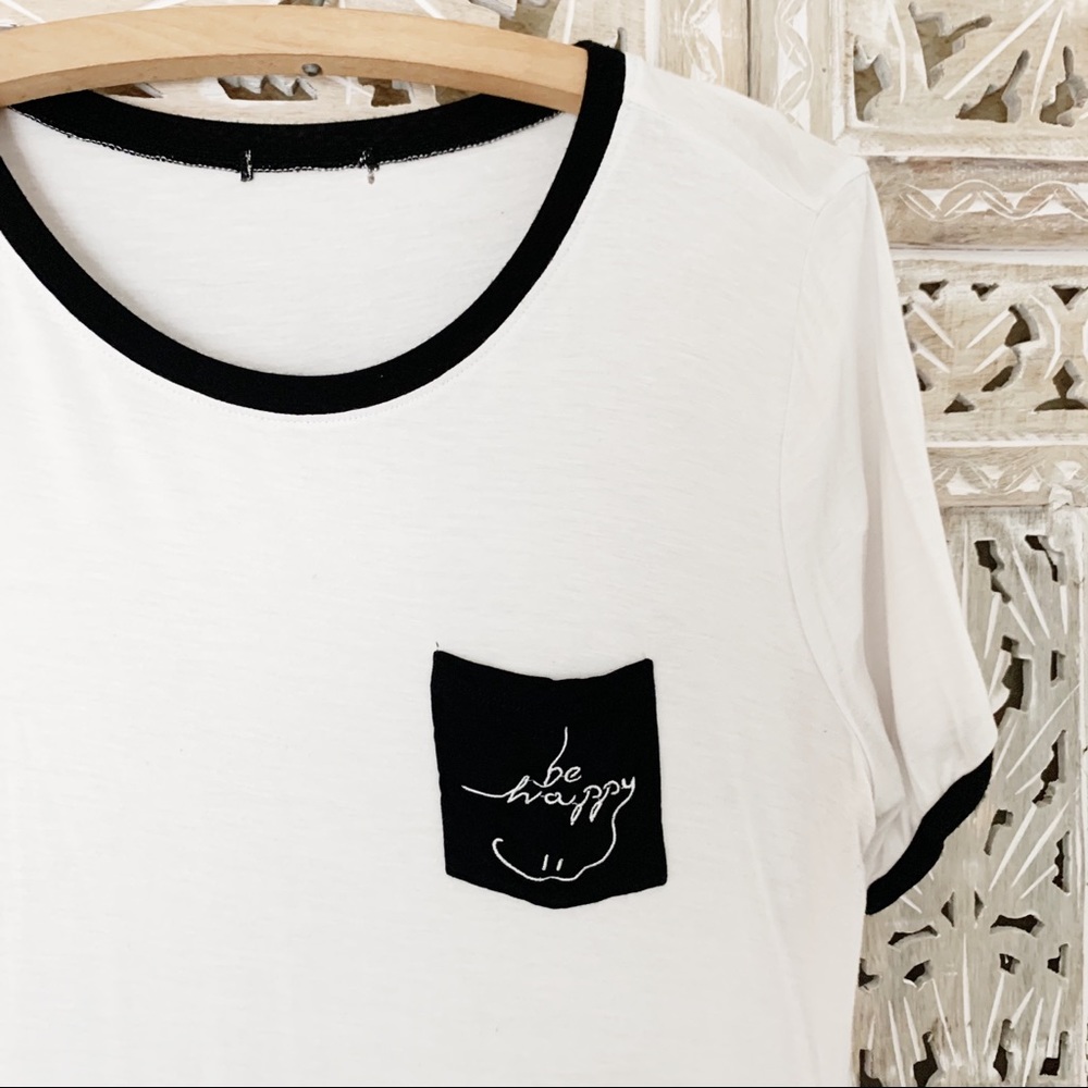 Be Happy ツ Tee